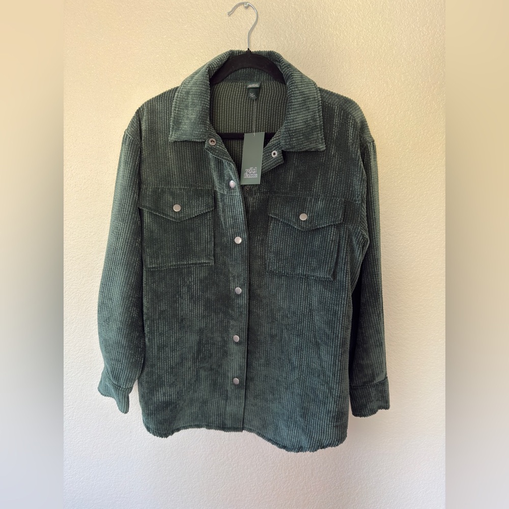 NWT Wild Fable Emerald Green Corduroy Button S/M
